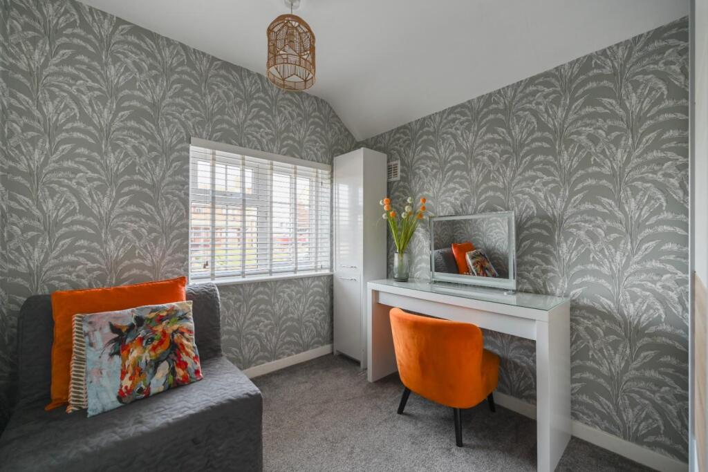 97 Wimperis Way (13 of 31).jpg