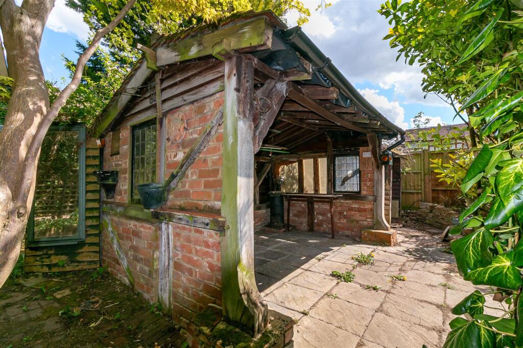 42 Green Lane_Externals-6.jpg