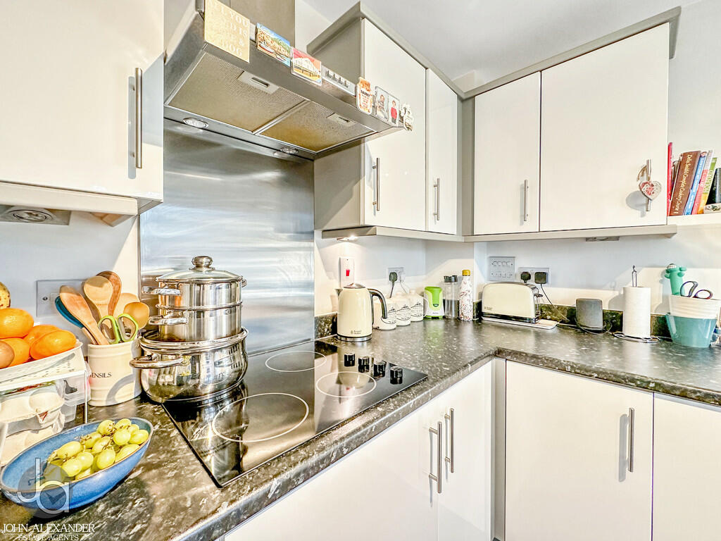 20241126_14313296...