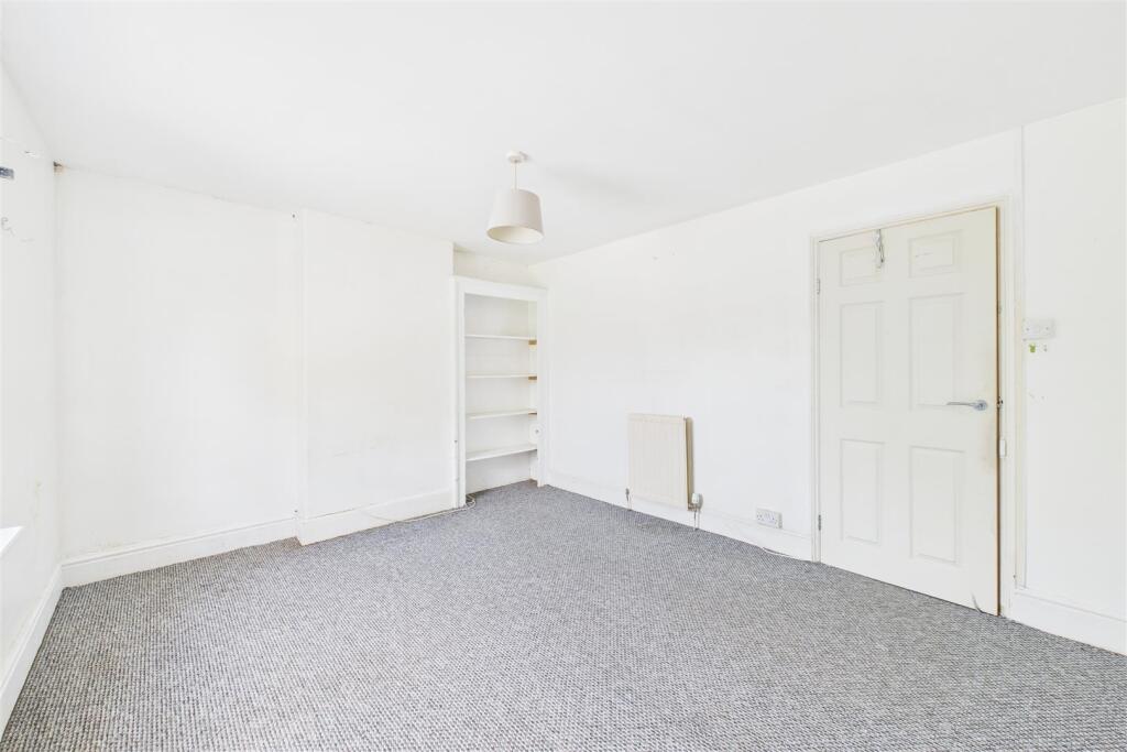 59 Great Western Road, Gloucester GL1 3PZ| Freehol