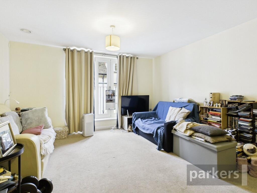 Living/Dining Area