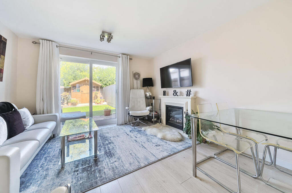 1313526-25-686567...