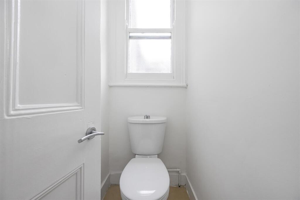 5 Abbots Park Road -009.JPG