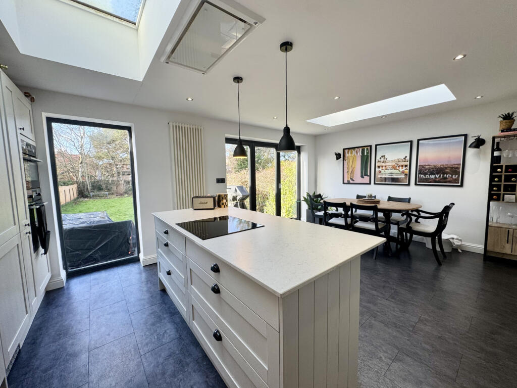 3 Bed semi-detached home on the edge of Didsbury