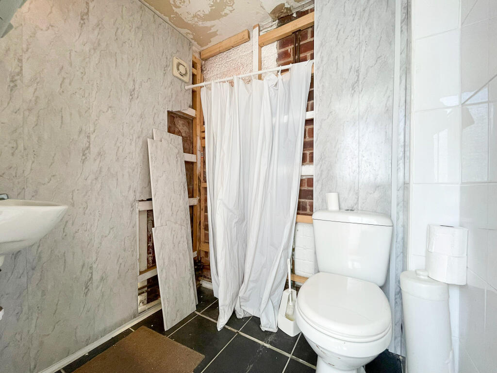 W.jpg