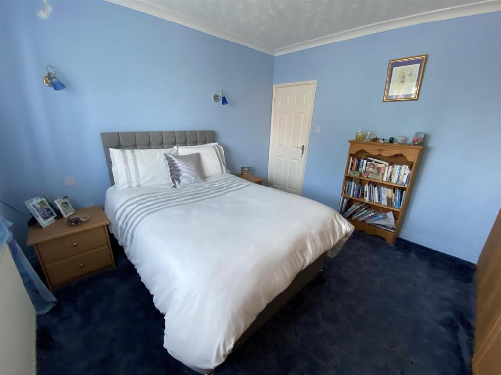 Bedroom no.1 front double:
