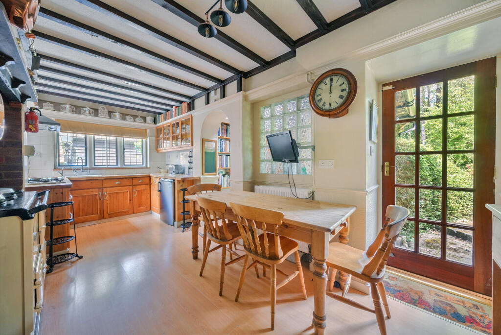 1318671-46-687a4f...