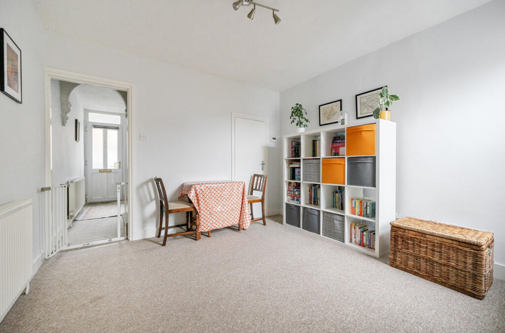 1387845-7-693c1ec...