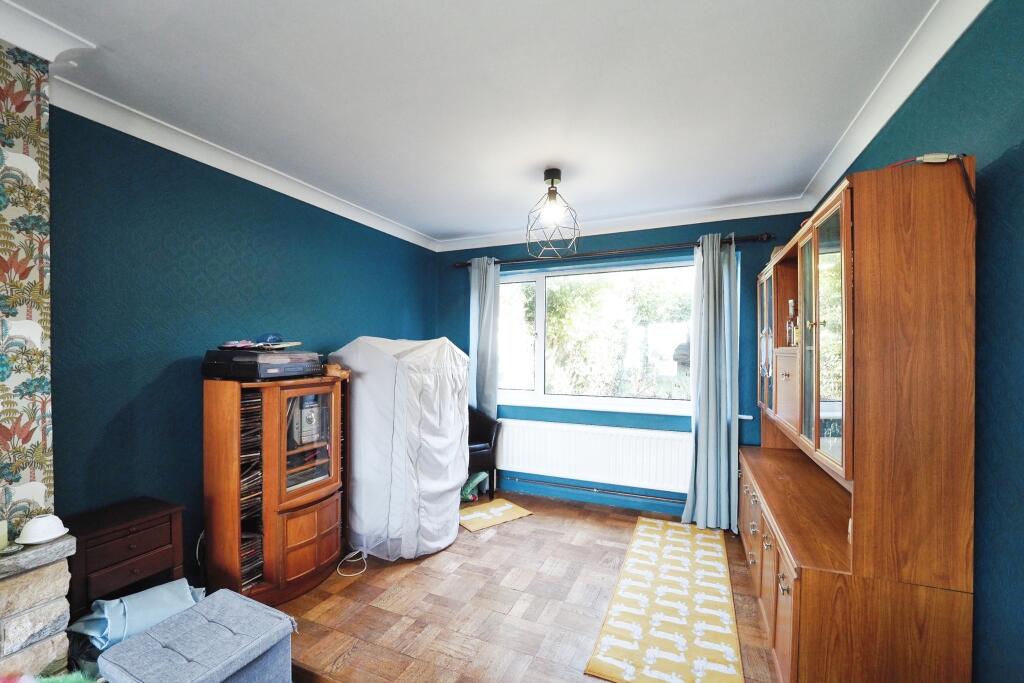 Open Lounge with space for family/dining