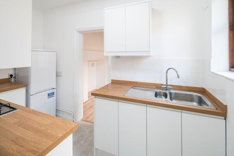 Kitchen (2)