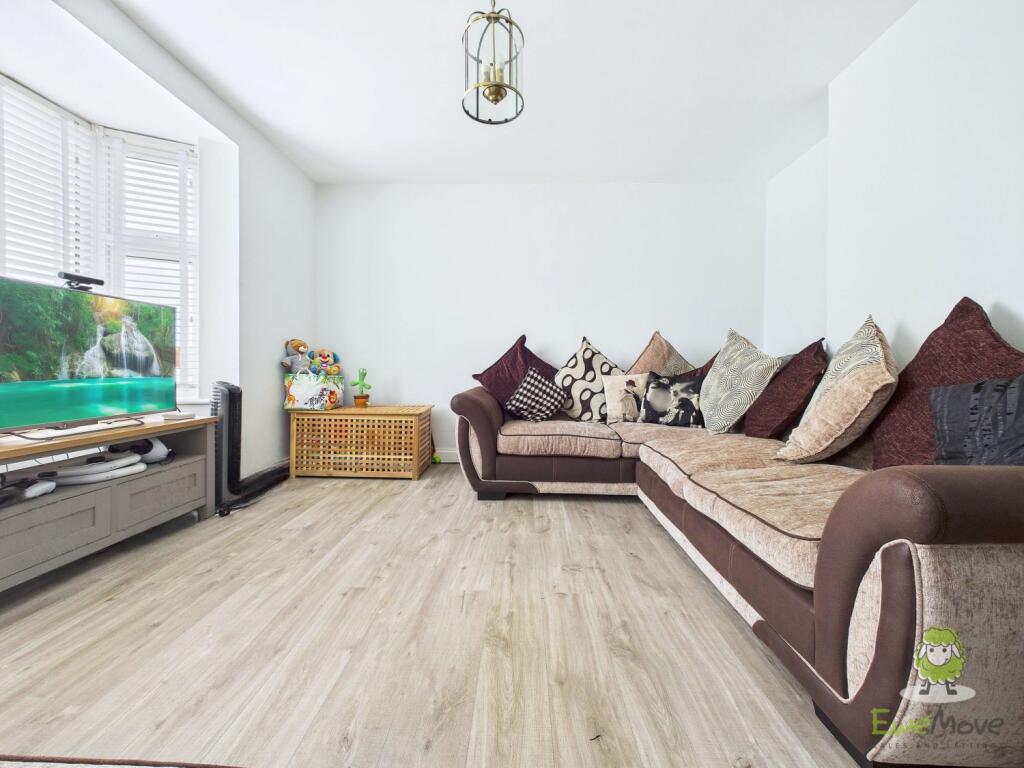 CAM01543G0-PR0160-STILL015