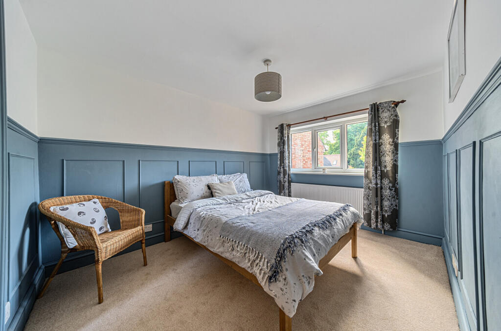 1294652-3-682702e...