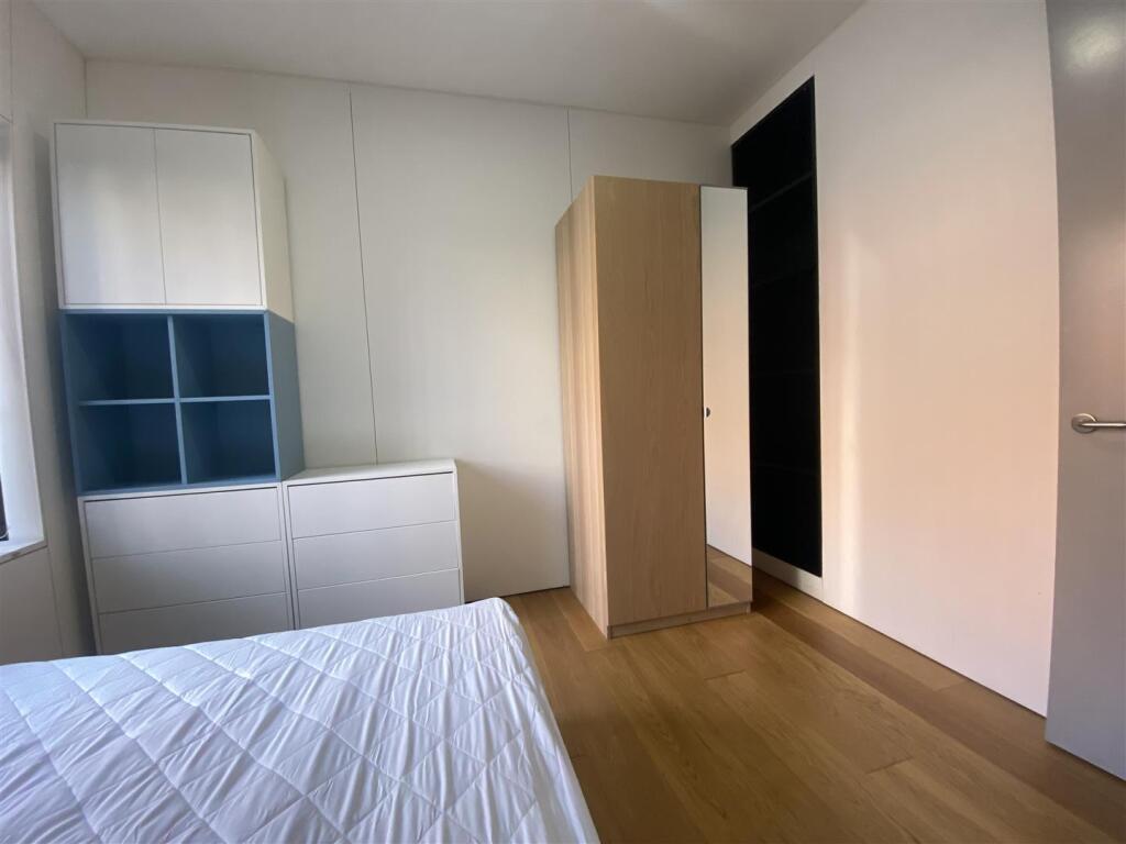 1st Bedroom2.jpeg
