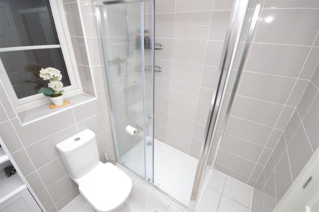 Family Shower Room