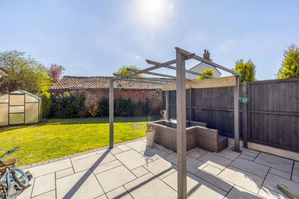 120 Brownlow Crescent (Pinchbeck)-10