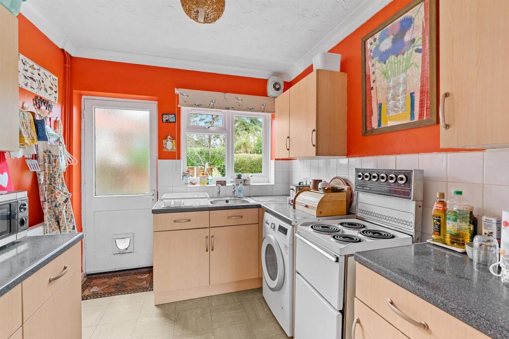 7GuntonRoad-003.jpg