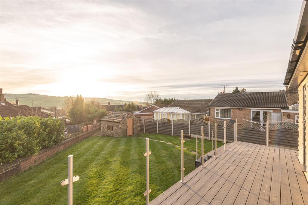 18 - 99B Knowl Road WF14 9RQ.jpg