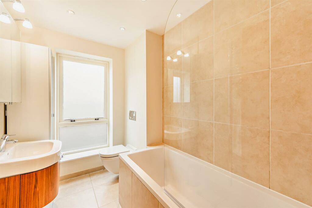 8580738-interior07v2-800.jpg