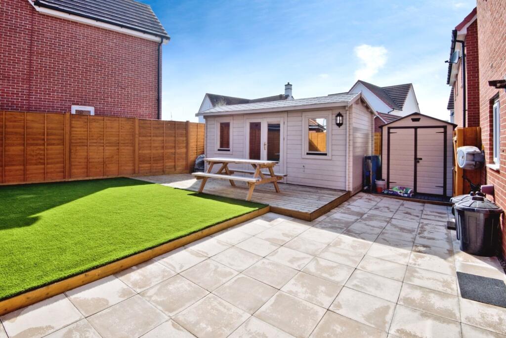 Garden/Outbuilding