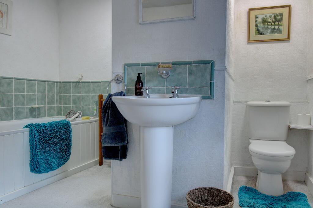 Bathroom 2