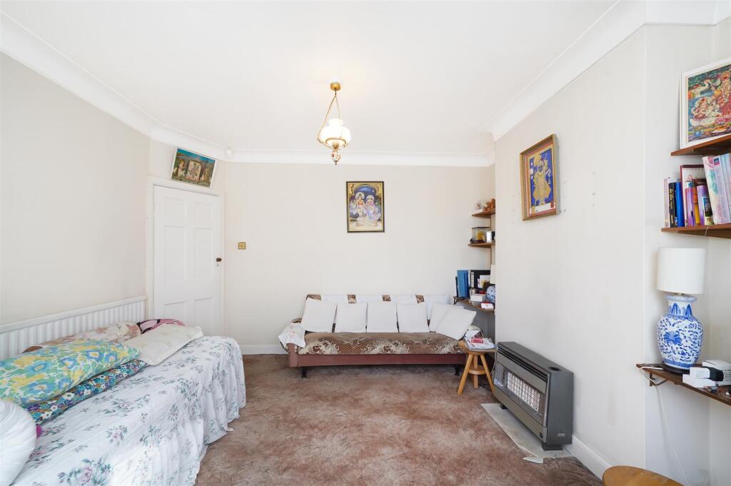 200 Whitton Avenue East - euSoopwgcCPSRVlFnxdv.jpg