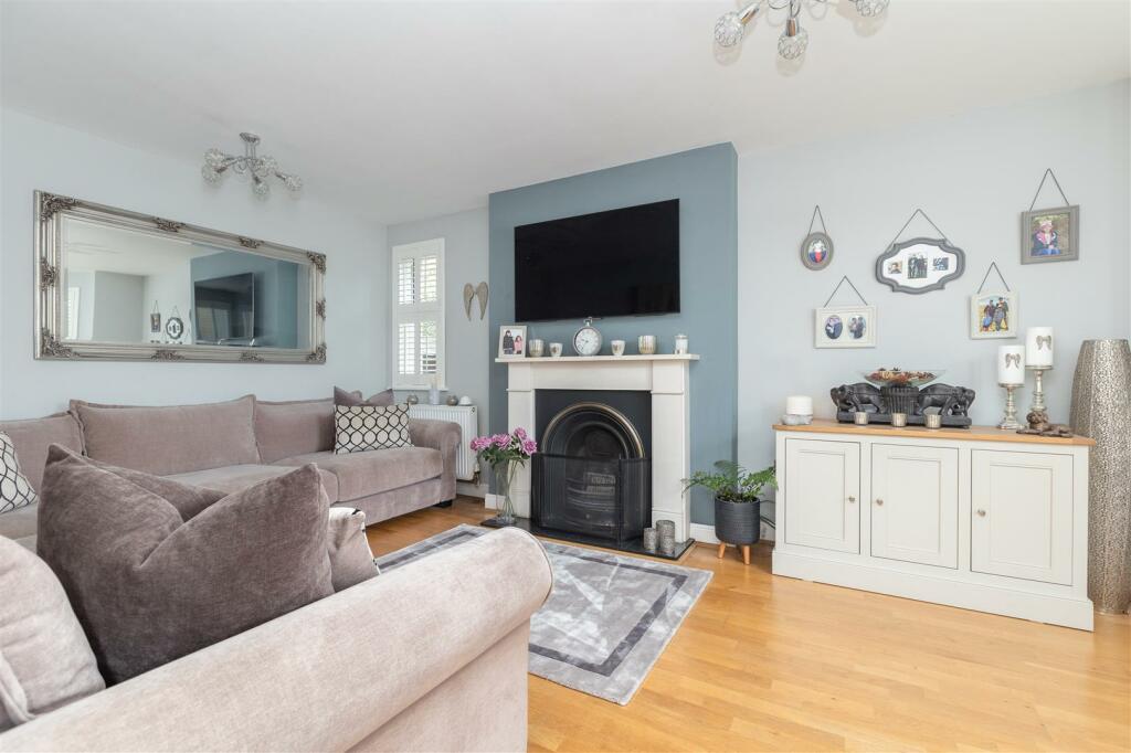 17 Fleming Drive-15.jpg