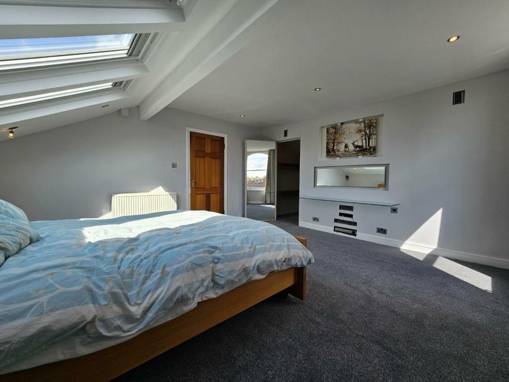Bedroom 1 Aspect 2