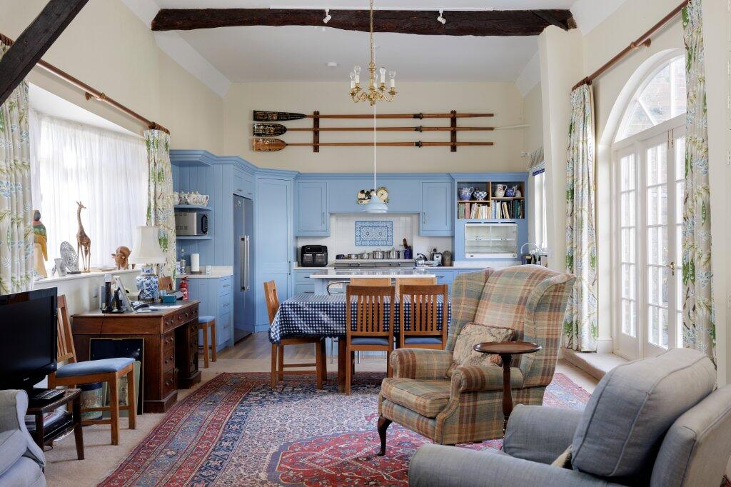 Kitchen/Breakfast