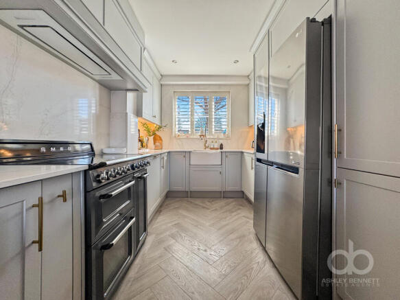 127762agx36390519img080000max656x437