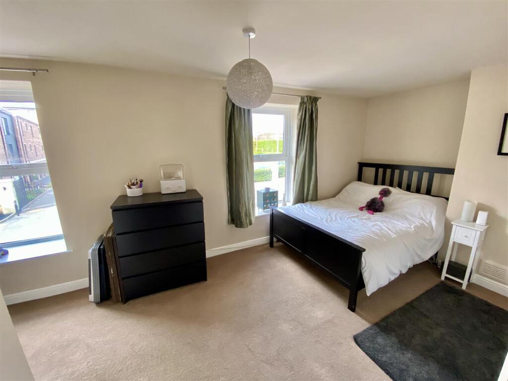 Bramleys Estate Agents - Station Road - Mirfield (