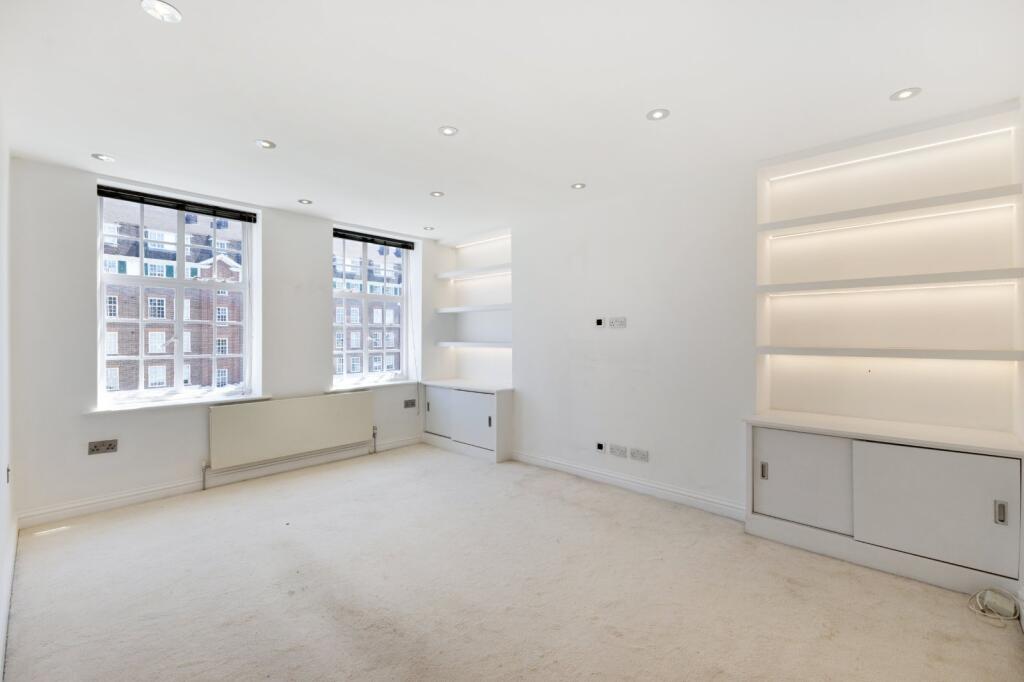 property in Richmond Hill Court, 
Richmond, TW10