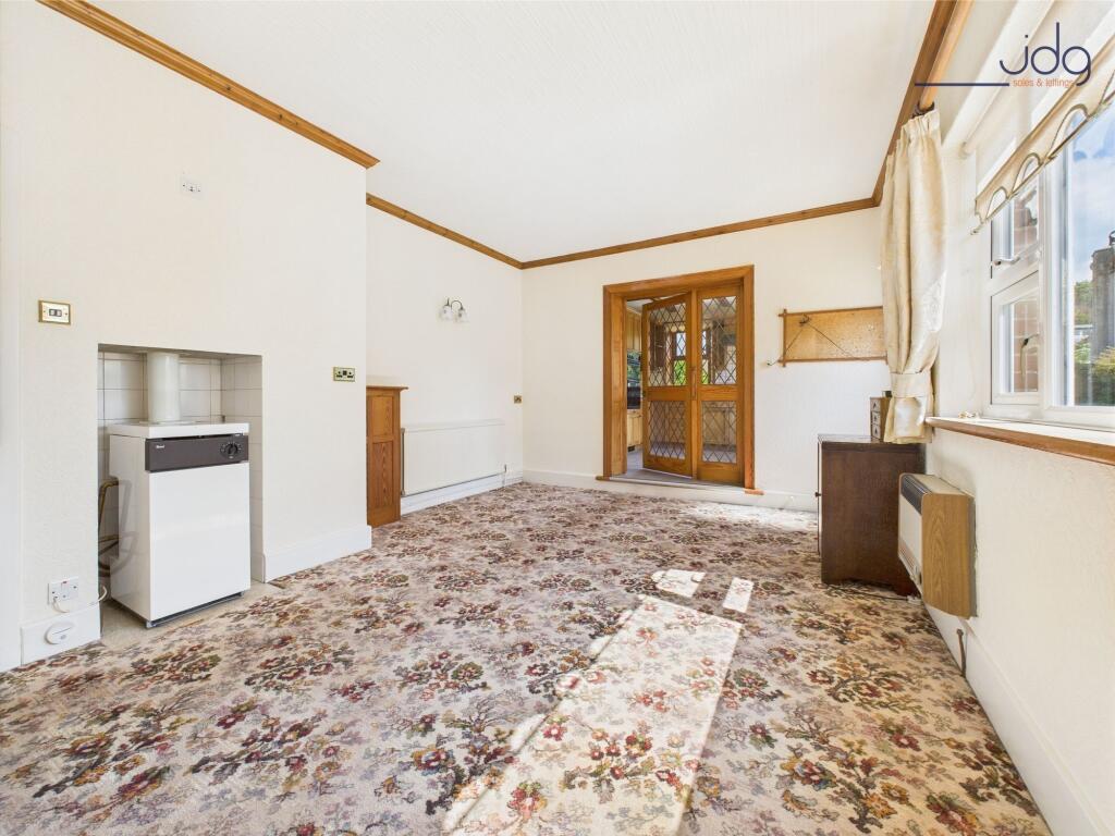 Open Plan Kitchen and Dining Room