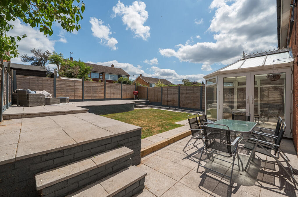 1300873-3-683d90ba9e4f1