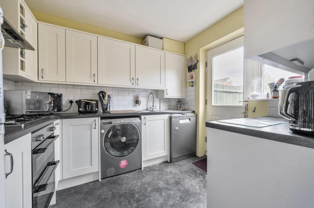 35-681dfd65881e8-...