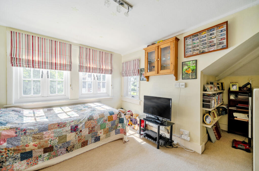 1318999-26-686e3f...