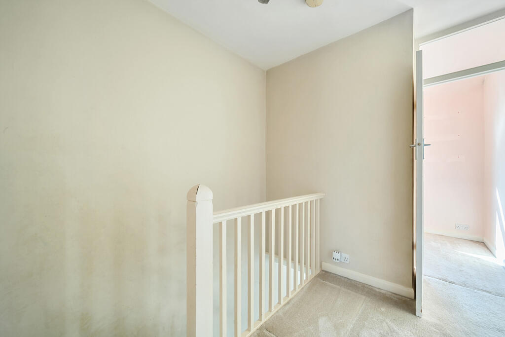 1304406-3-6855974...