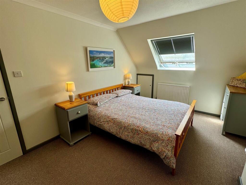 70 Parc Godrevy Bathroom 1