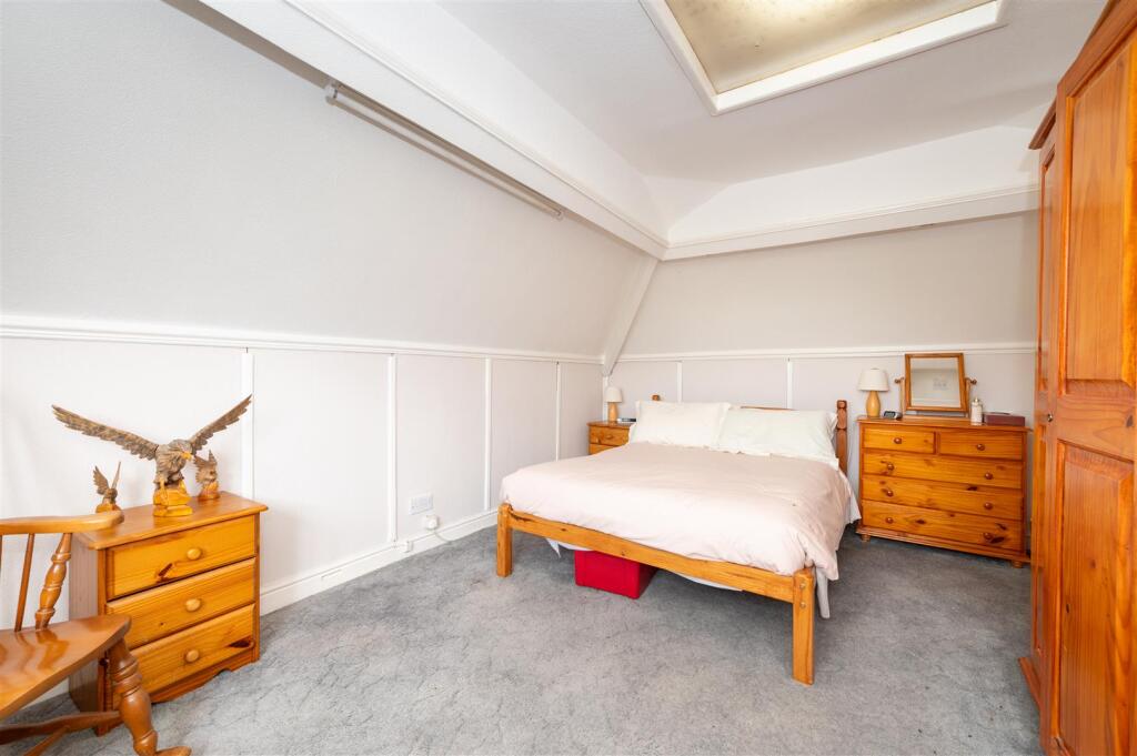 43 Franche Road internals-1.JPG