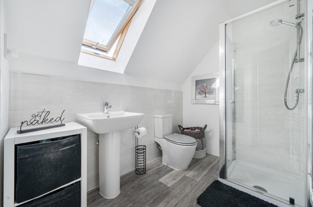 1347027-9-68b564f...