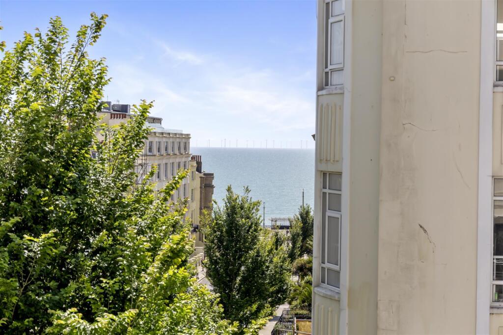 Lansdowne Place, 59, Flat 2-020.jpg