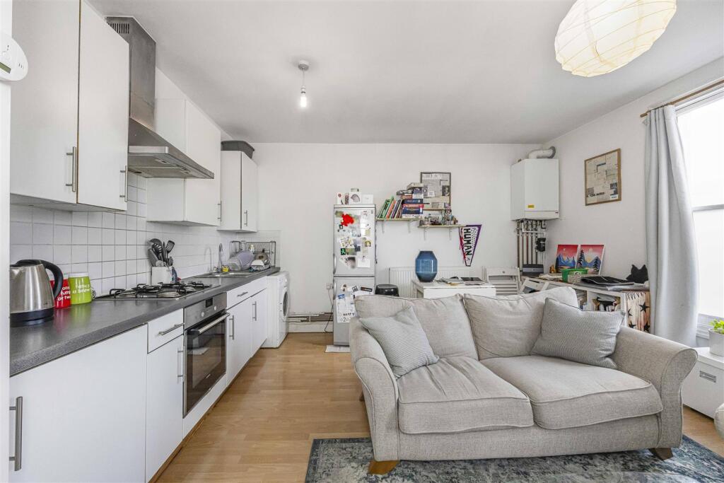 Flat C 9 Exmouth Street -005.JPG