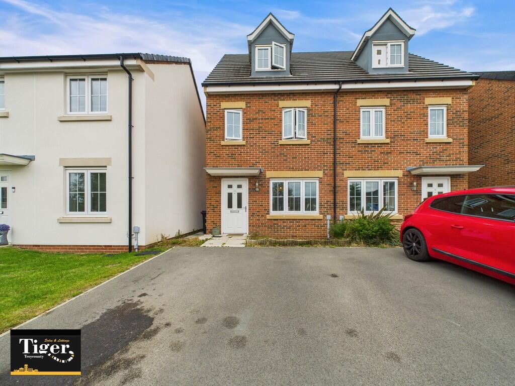 CAM02176G0-PR0684...