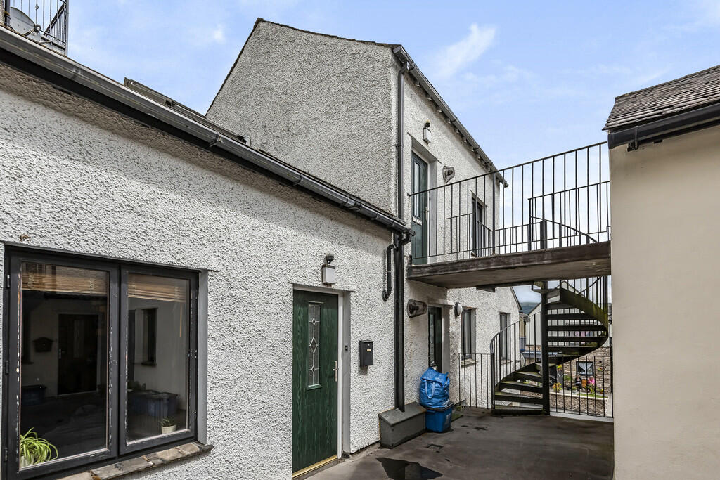 Access to Apartme...
