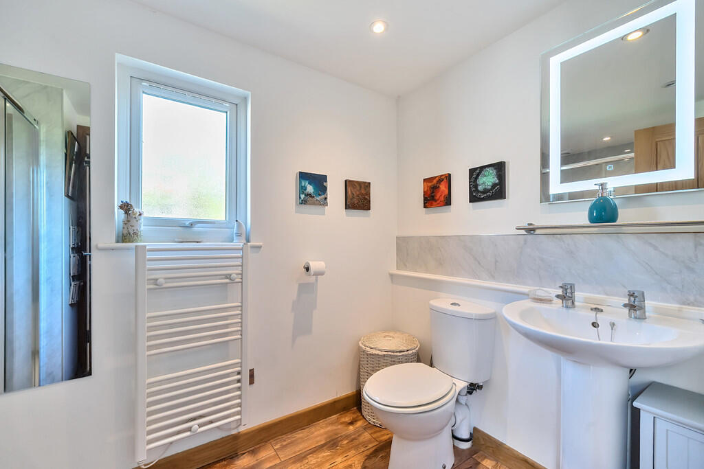 Downstairs Shower...