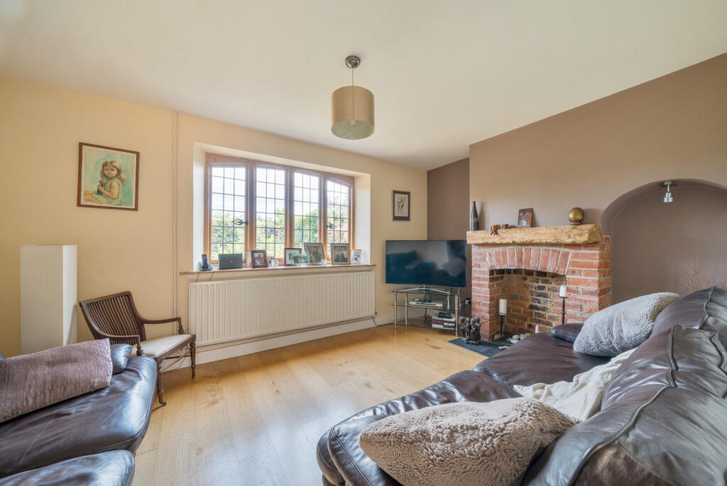 1319184-8-686415c...