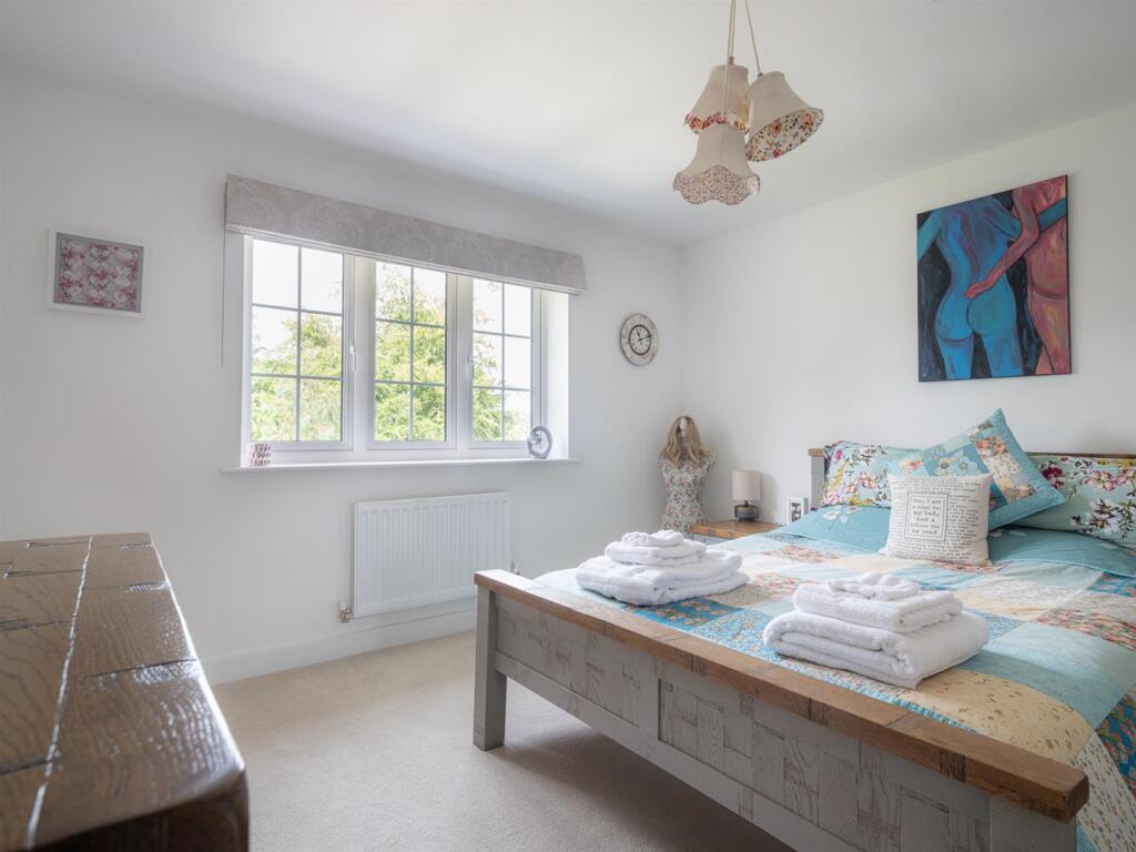 32 Studley Gardens-39.jpg