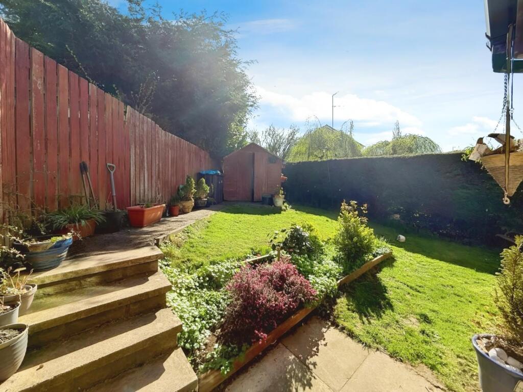 27f2aa9d-back 20garden.jpg
