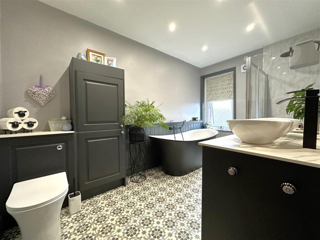 Fabulous Bathroom 179