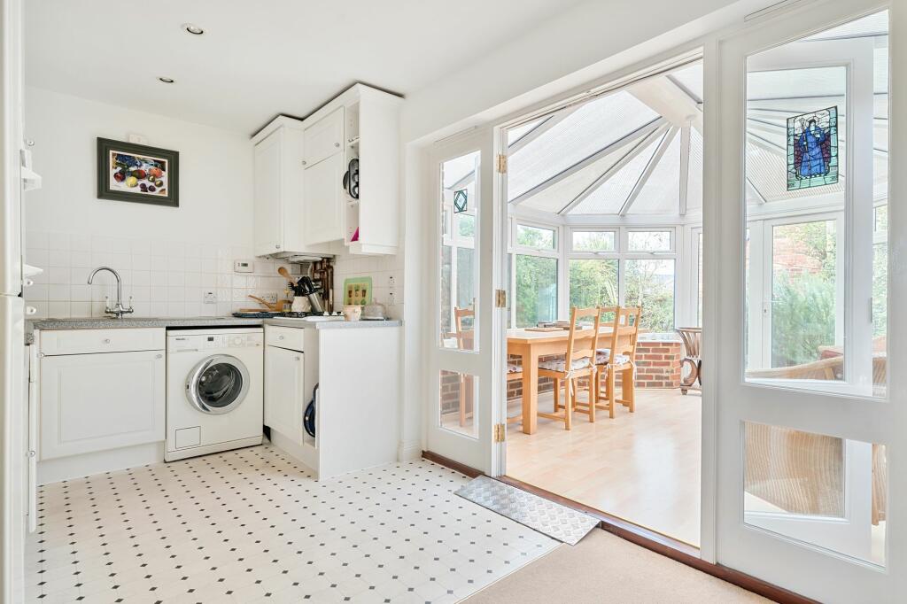 Kitchen (3)