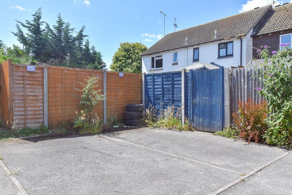 Driveway/Parking